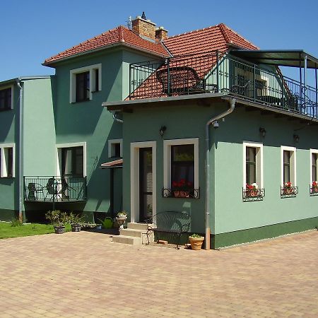 Penzion Vecerka Леднице Екстериор снимка